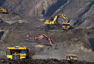 Emitir green bond e financiar carvão? O maior fundo de títulos verdes do mundo diz 'não'