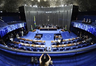 Imagem geral do plenário do Senado, em Brasília