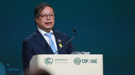 O presidente da Colômbia, Gustavo Petro, discursa na COP28