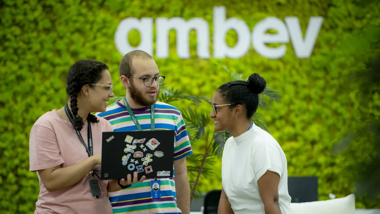 Evolução cultural faz Ambev avançar em pautas sociais e ambientais Evolução cultural faz Ambev avançar em pautas sociais e ambientais